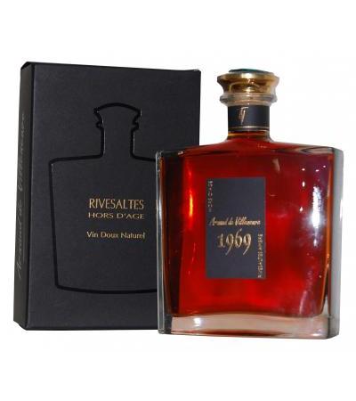 Wein 1969 Rivesaltes Arnauld de Villeneuve in Karaffe