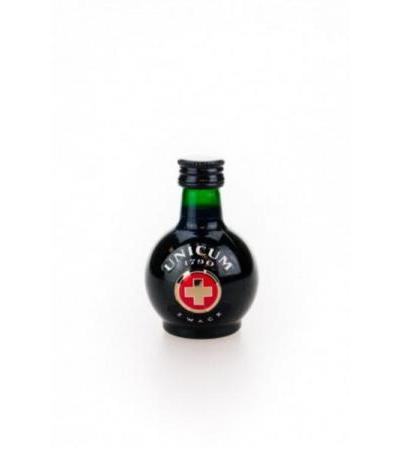 Unicum Zwack Kräuterlikör 
